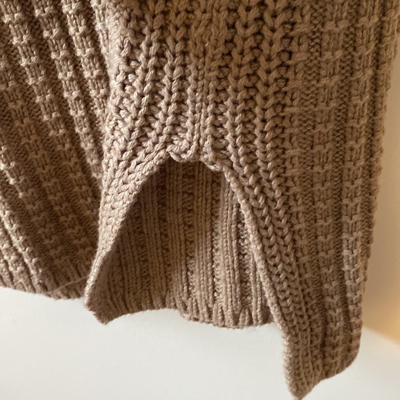 Banana Republic Sweater Vest Tunic - Picture 6 of 8